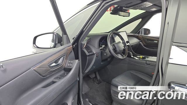 Toyota Alphard 2024 — Şəkil 10/20