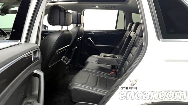 Volkswagen Tiguan 2019 — Şəkil 11/20