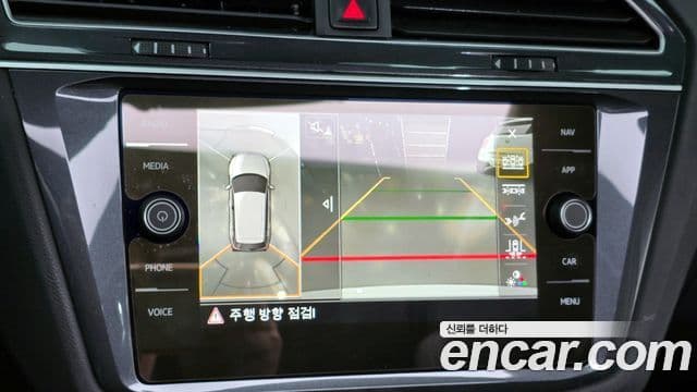 Volkswagen Tiguan 2019 — Şəkil 16/20