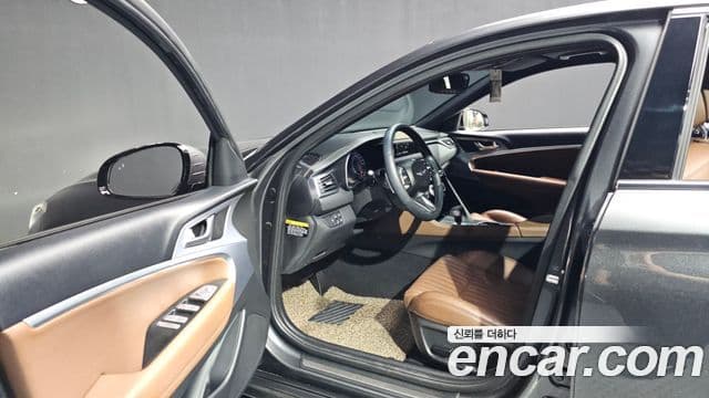 Genesis G70 2019 — Şəkil 13/34