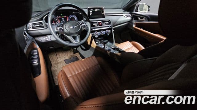 Genesis G70 2019 — Şəkil 28/34