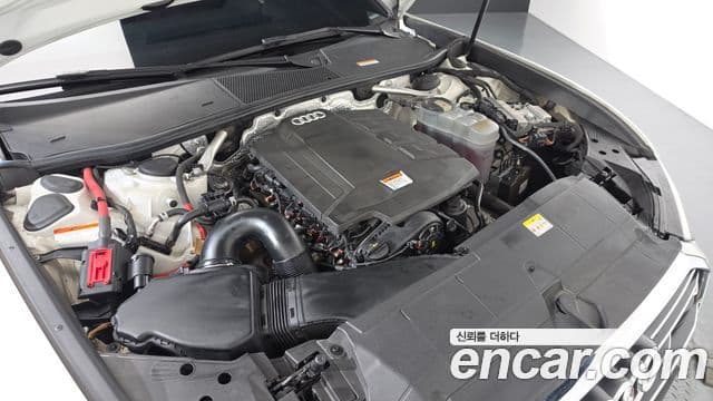 Audi A6 2021 — ფოტო 6/20