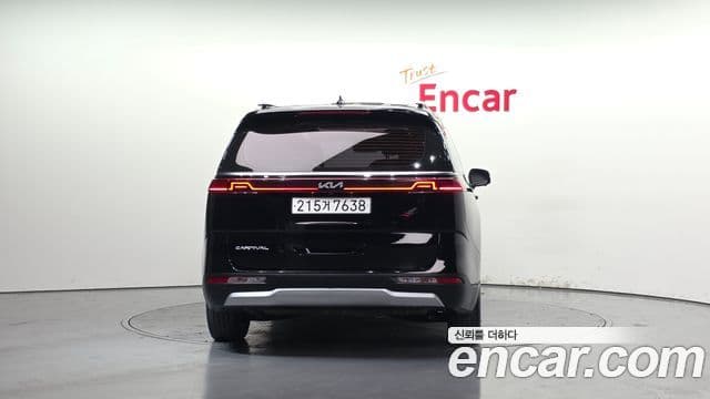 Kia Carnival 2022 — Фото 4/20