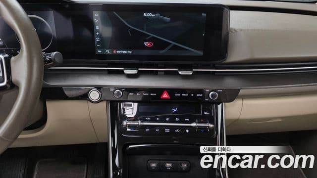 Kia Carnival 2022 — Фото 18/20