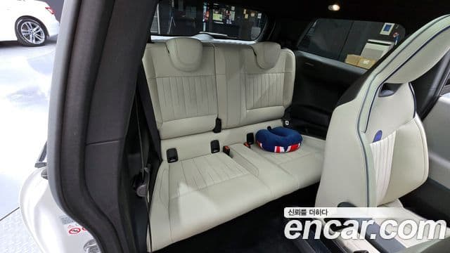 Mini Cooper Electric 2024 — Photo 14/20