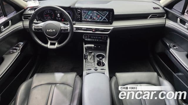 Kia K5 2023 — Şəkil 7/20