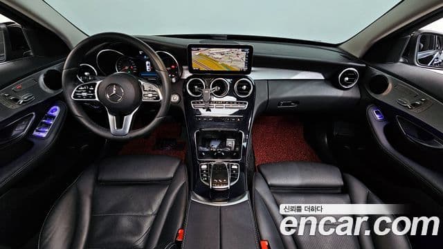 Mercedes-Benz C-Class 2020 — Photo 15/20