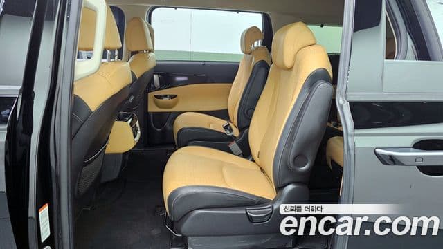 Kia Carnival 2021 — Şəkil 12/20