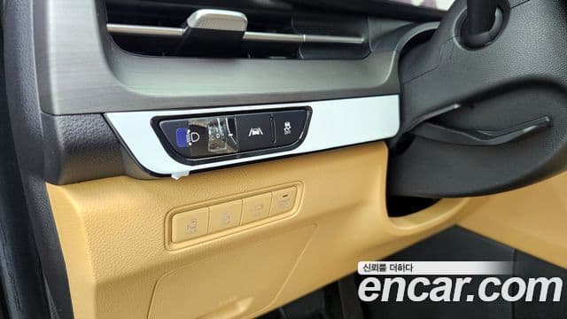 Kia Carnival 2021 — Şəkil 16/20