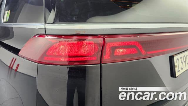 Kia Carnival 2021 — Photo 5/33