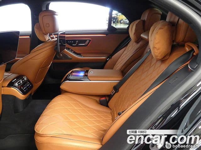 Mercedes-Benz S-Class 2021 — Photo 18/20
