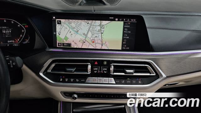 BMW X5 2020 — ფოტო 12/20