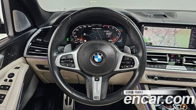 BMW X5 2020 — ფოტო 13/20