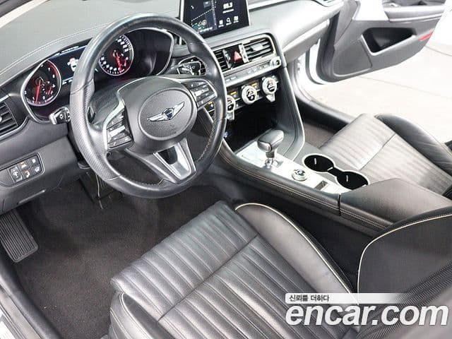 Genesis G70 2019 — Şəkil 13/20