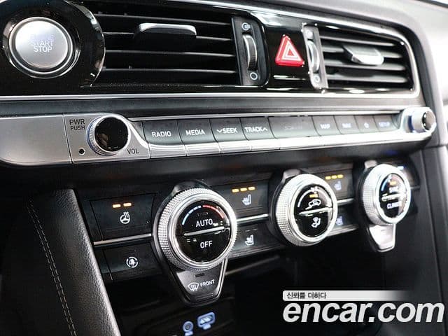 Genesis G70 2019 — Şəkil 18/20