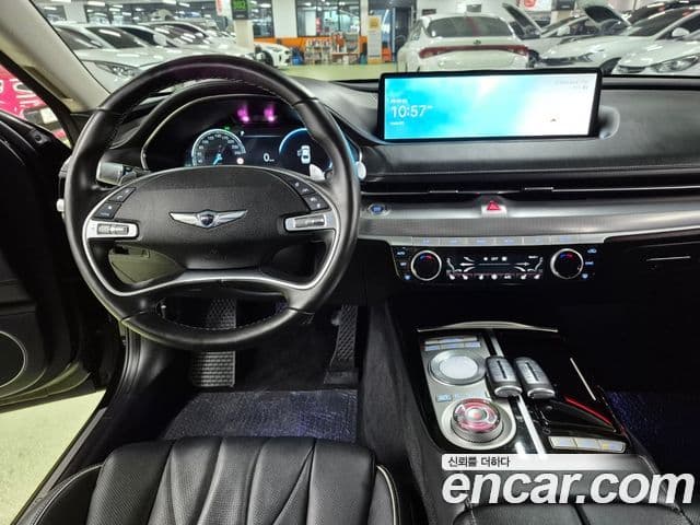 Genesis Electrified G80 2022 — Şəkil 13/20