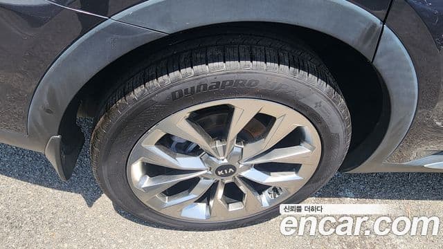 Kia Sorento 2021 — Фото 14/16