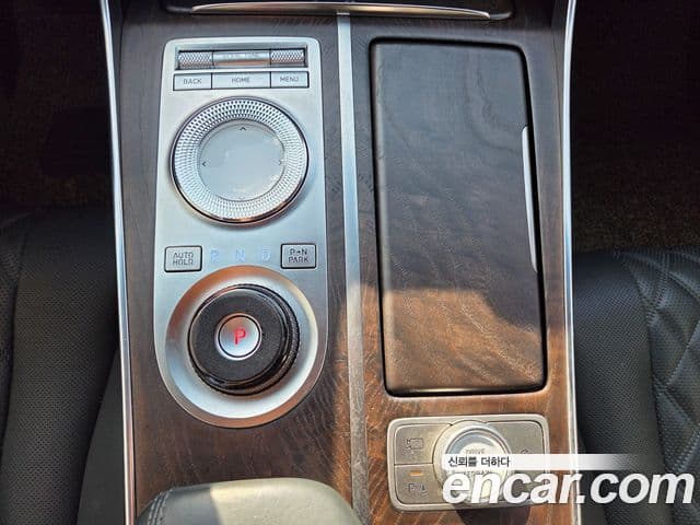 Genesis GV80 2021 — Photo 16/20