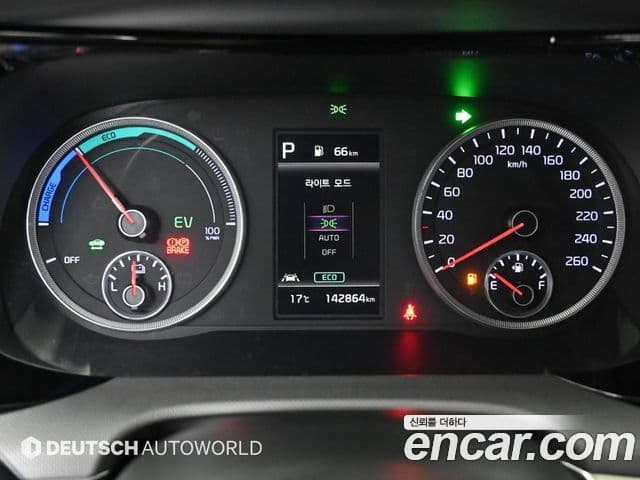Kia K5 2021 — Şəkil 7/20