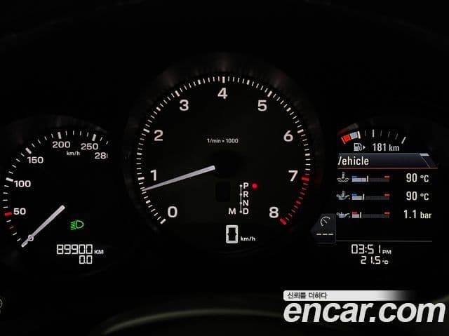 Porsche Macan 2023 — ფოტო 12/20