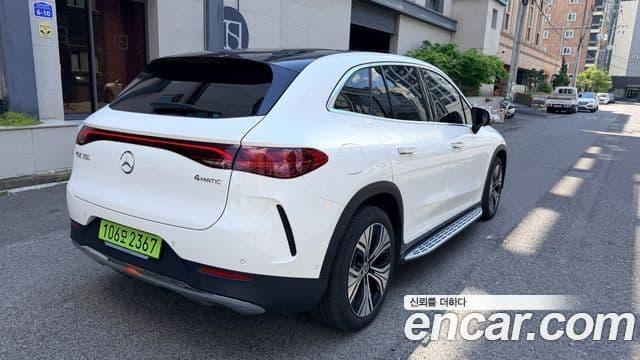 Mercedes-Benz EQE SUV 2024 — Photo 9/16