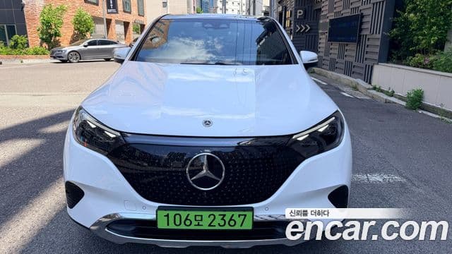 Mercedes-Benz EQE SUV 2024 — Photo 16/16