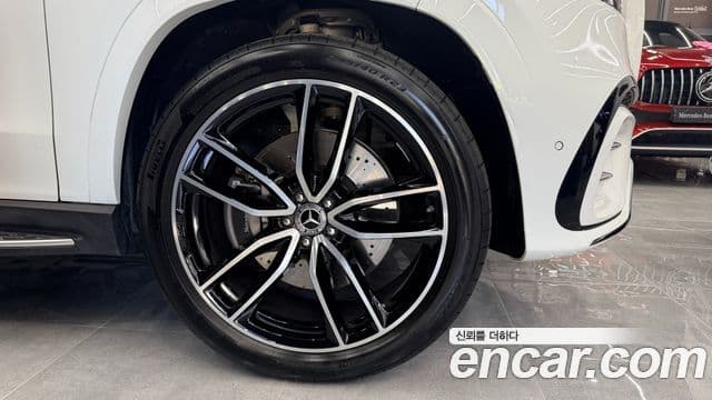 Mercedes-Benz GLS-Class 2025 — фото 4 из 20