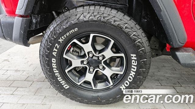 Jeep Wrangler 2021 — ფოტო 5/20