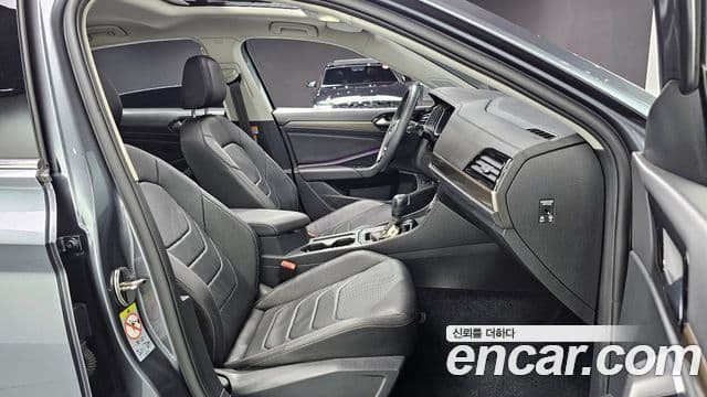 Volkswagen Jetta 2021 — ფოტო 12/20