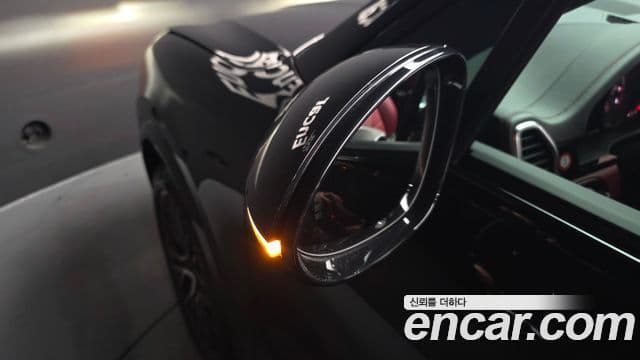 Porsche Cayenne 2020 — Photo 35/41
