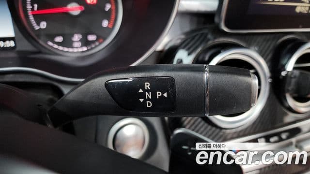 Mercedes-Benz C-Class 2018 — ფოტო 9/20
