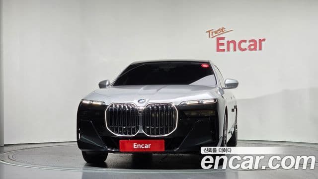 BMW 7 Series 2023 — Şəkil 3/20