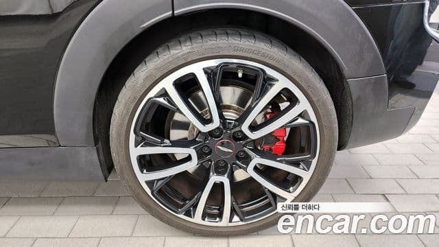 Mini Cooper S Clubman 2021 — Photo 21/32
