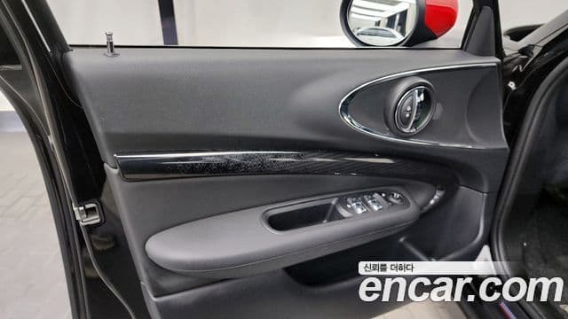 Mini Cooper S Clubman 2021 — Photo 26/32