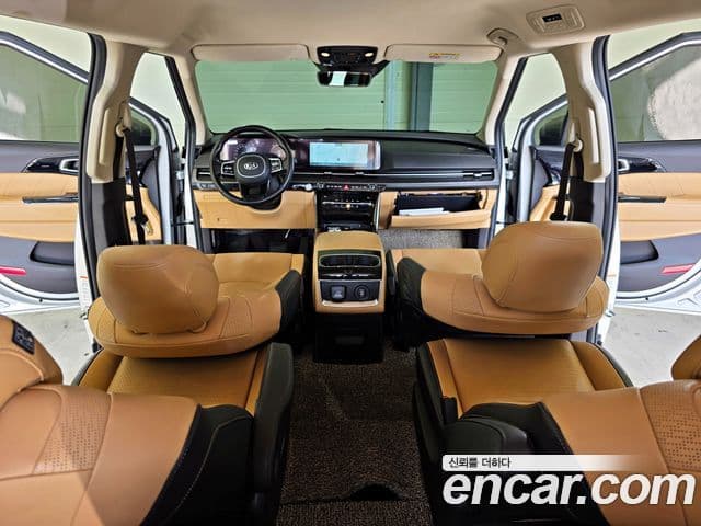 Kia Carnival 2021 — Фото 5/20