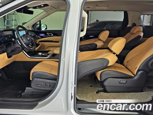 Kia Carnival 2021 — Фото 9/20