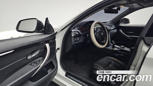 BMW 4 Series 2018 — Şəkil 10/20