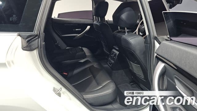 BMW 4 Series 2018 — Şəkil 11/20