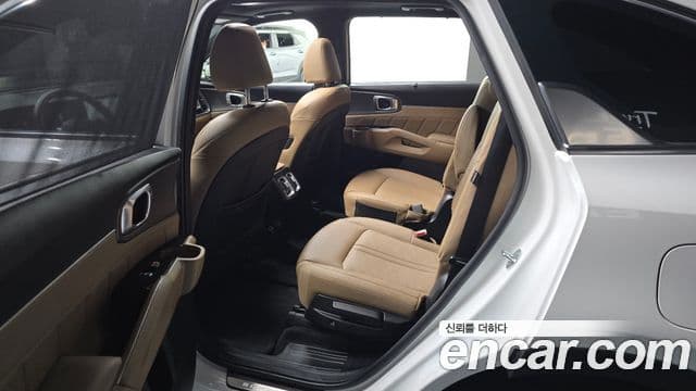 Kia Sorento 2024 — Şəkil 11/20