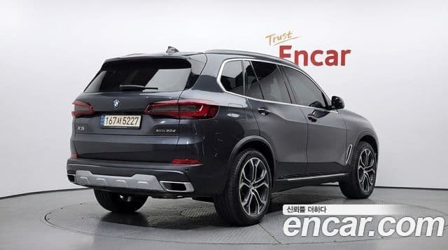 BMW X5 2022 — ფოტო 2/20