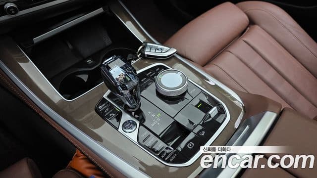 BMW X5 2022 — фото 9 из 20