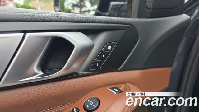 BMW X5 2022 — ფოტო 17/20