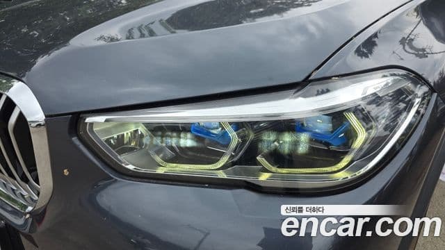 BMW X5 2022 — Photo 17/31