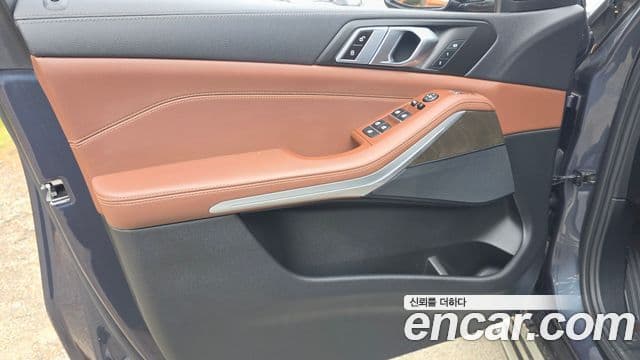 BMW X5 2022 — Photo 20/31