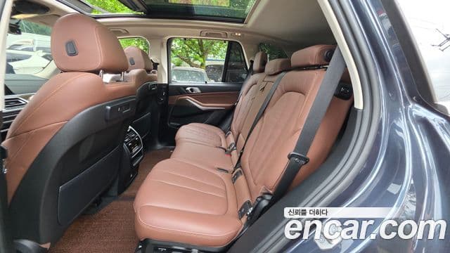 BMW X5 2022 — Photo 13/31