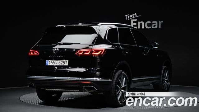 Volkswagen Touareg 2023 — Şəkil 2/20