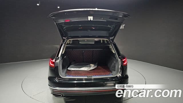 Volkswagen Touareg 2023 — Şəkil 20/20