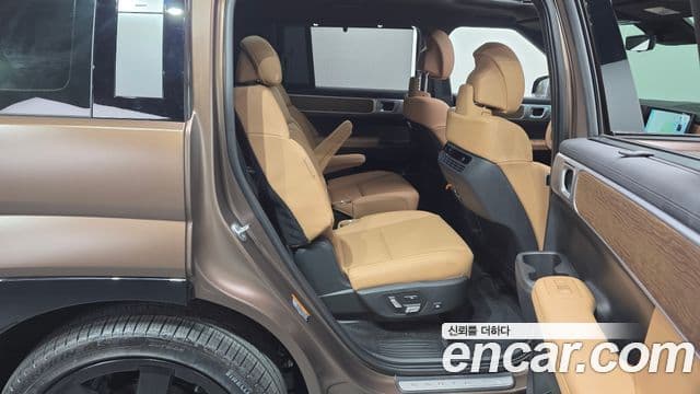 Hyundai Santa Fe 2025 — Фото 12/20