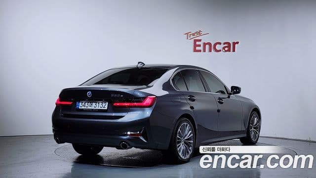 BMW 3 Series 2021 — Şəkil 2/20