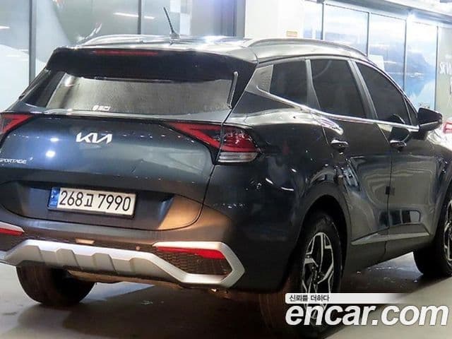 Kia Sportage 2021 — Фото 4/19
